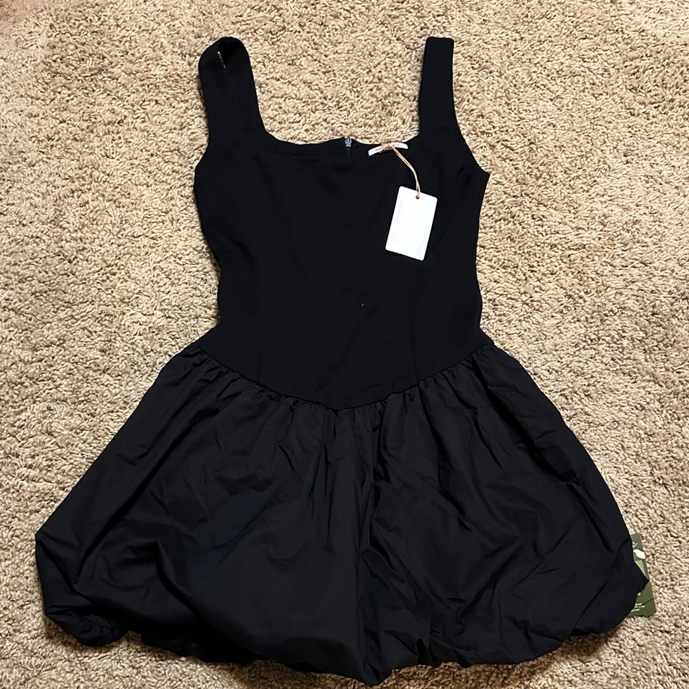 Skies Are Blue Black Sleeveless Bubble Hem Dress